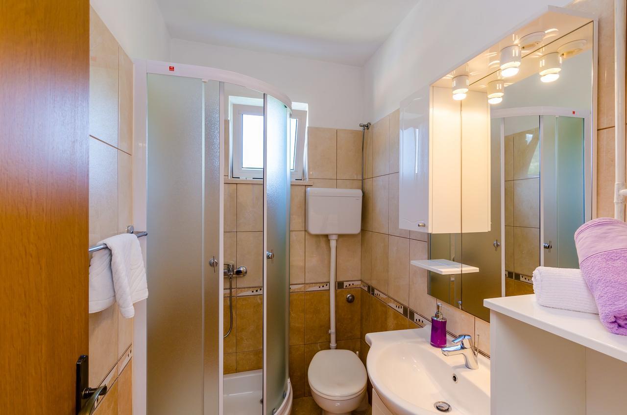 Apartment & Rooms Mazdin Banići Dış mekan fotoğraf
